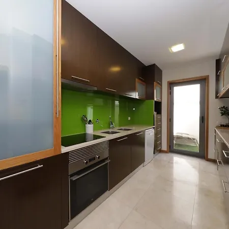 Nyaraló Luxury Townhouse, In Centre With Shared Pool
