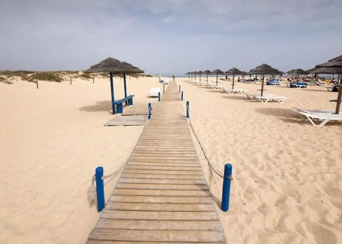 Holiday home Luxury Townhouse, In Centre With Shared Pool