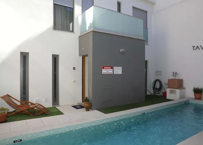 Luxury Townhouse, In Centre With Shared Pool Tavira
